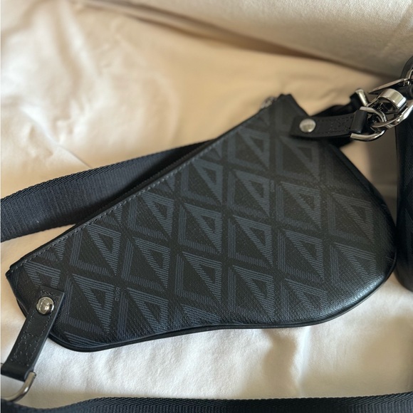 ❤️‍🔥SOLD❤️‍🔥DIOR 2023 Saddle Triple Pouch Diamond Pattern Crossbody Unisex Bag - Picture 12 of 17